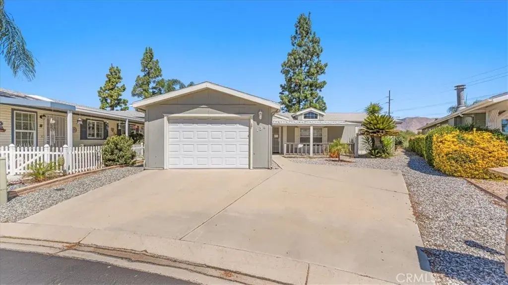 1250 N Kirby 138, Hemet