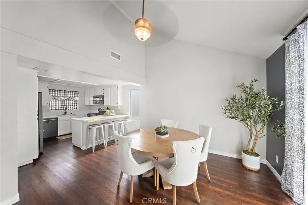1620 Iron Horse, Colton