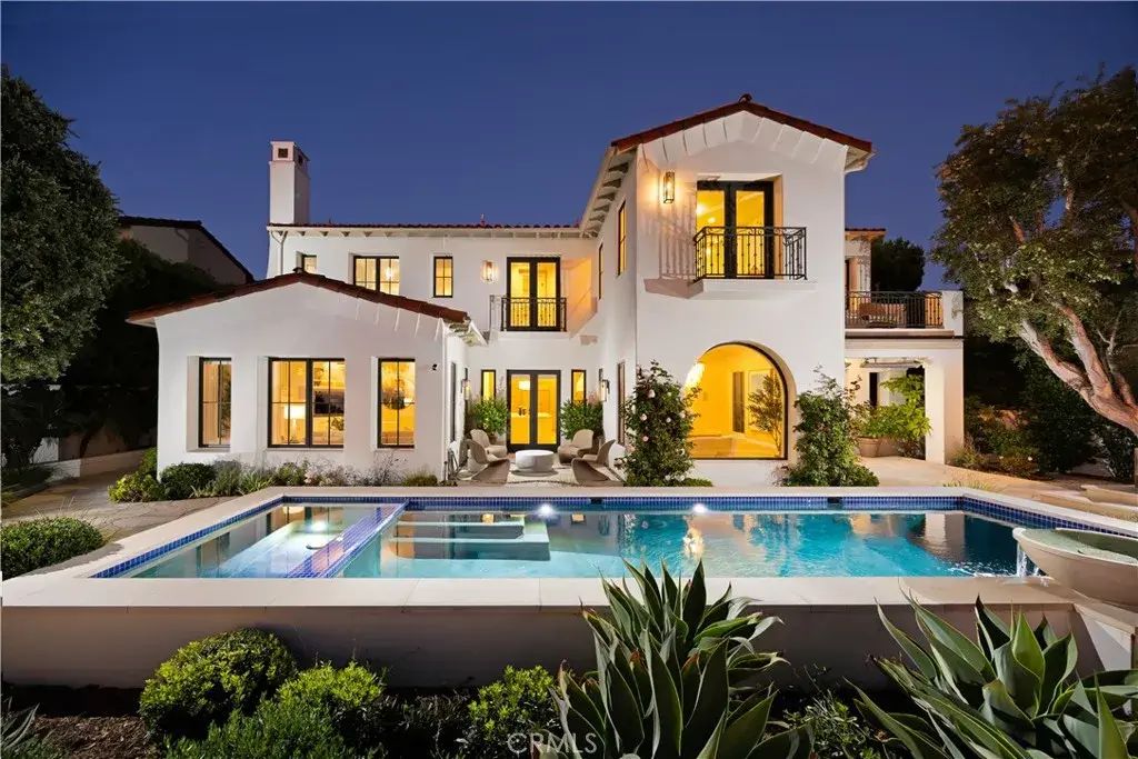 12 Tasman Sea, Newport Coast