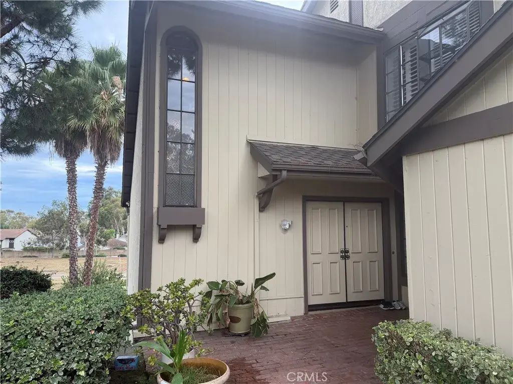 2310 Applewood, Fullerton