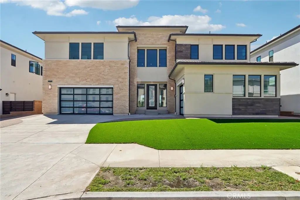 20580 Edgewood Court, Chatsworth