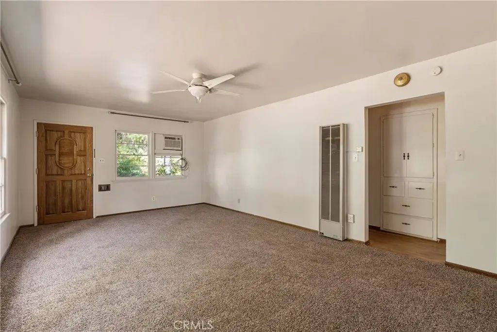 1195 N Campus Avenue, Upland