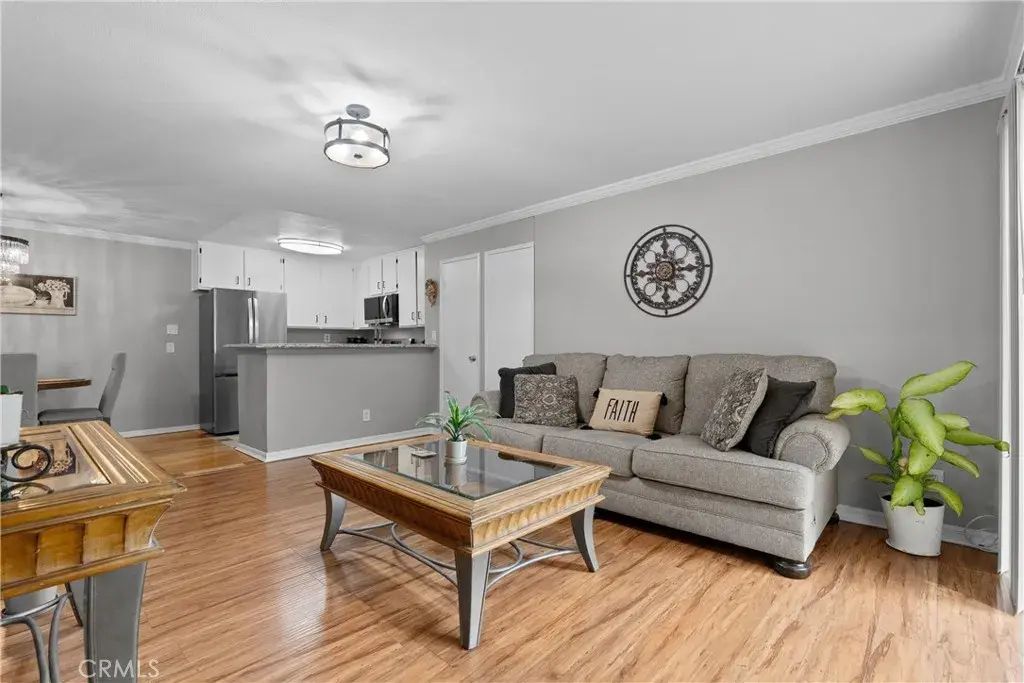 18752 Mandan 1009, Canyon Country
