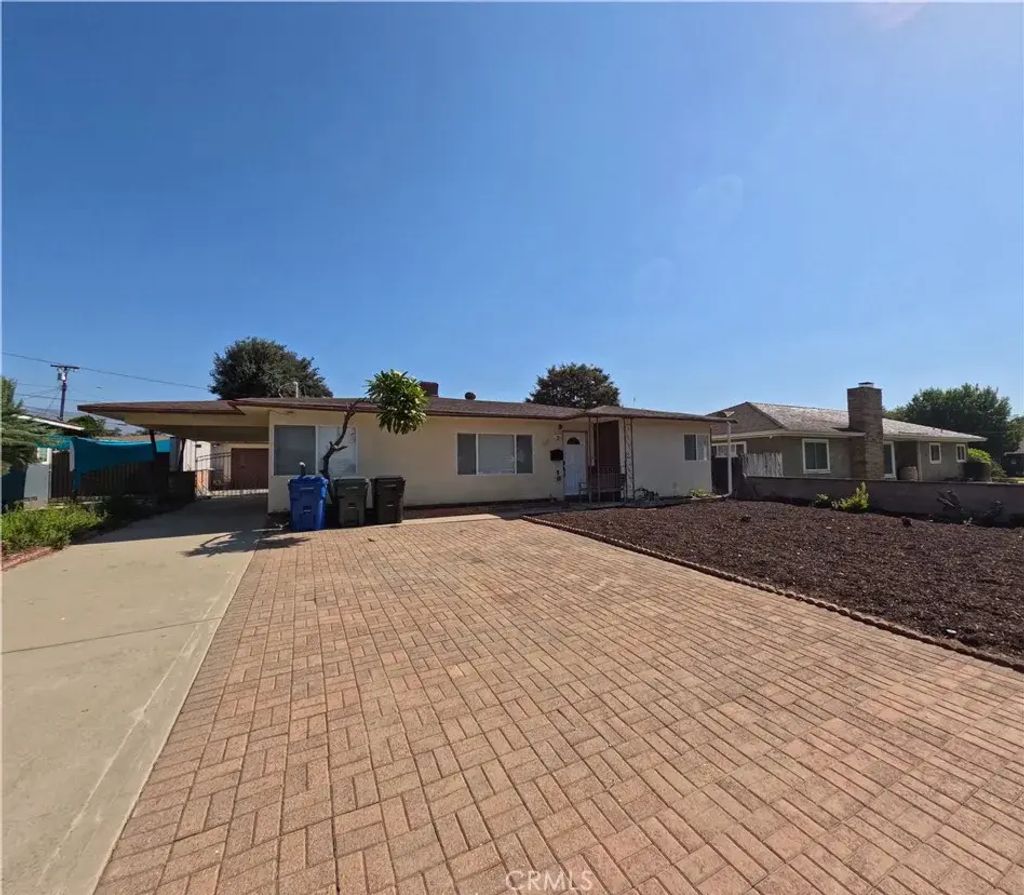 255 W La Verne, Pomona