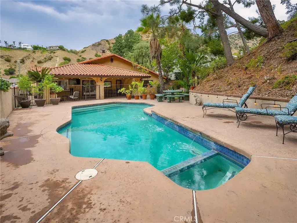 3400 Brace Canyon Road, Burbank