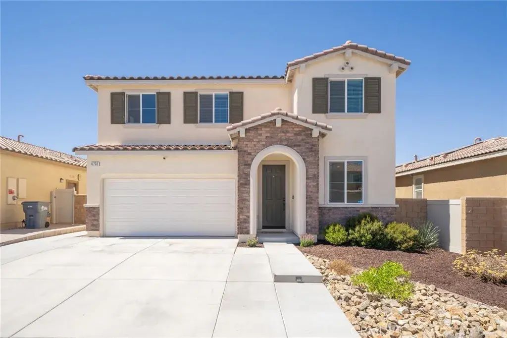 8730 Alturas Ave, Hesperia