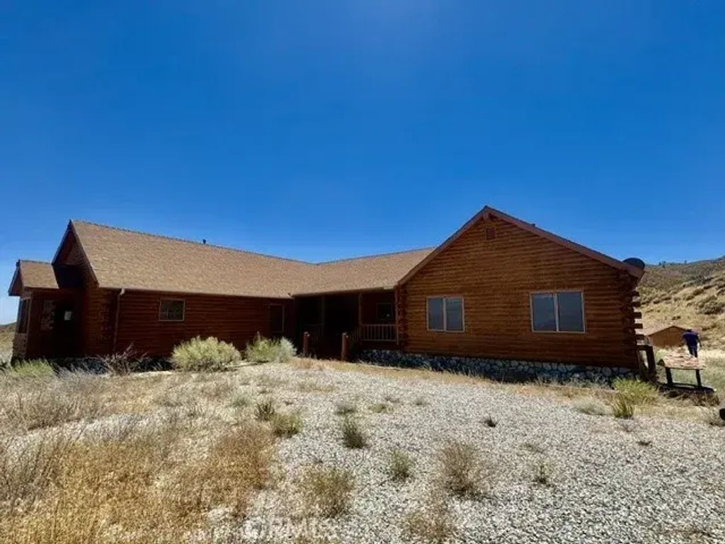 48245 235th West, Lancaster