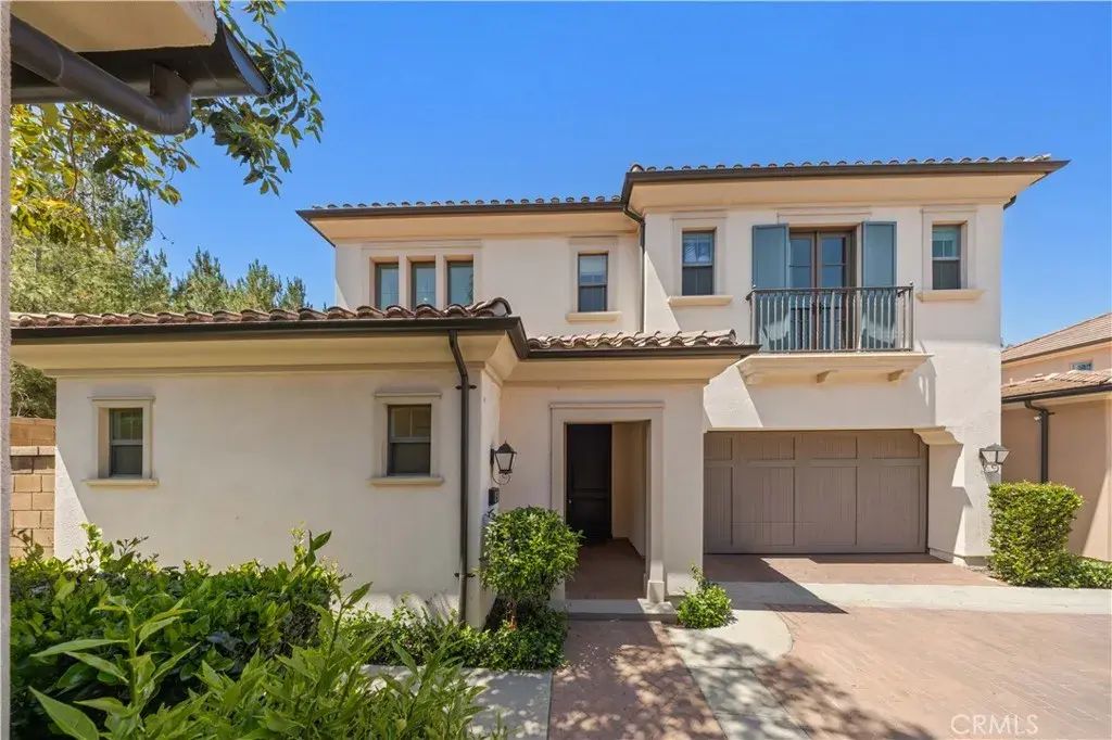 68 Tollson, Irvine