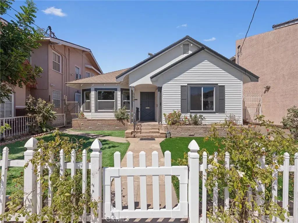 658 W 7th, San Pedro