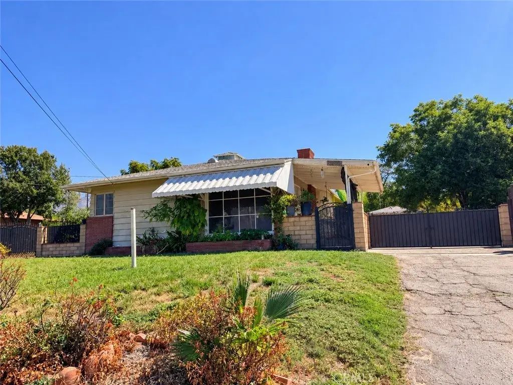 11651 Vista, Yucaipa