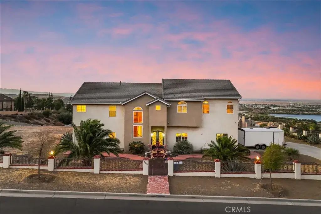 345 Lakeview, Palmdale