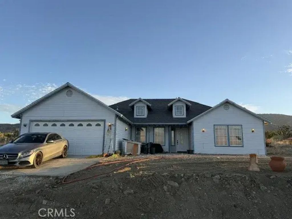279 Juniper Rd., Pinon Hills