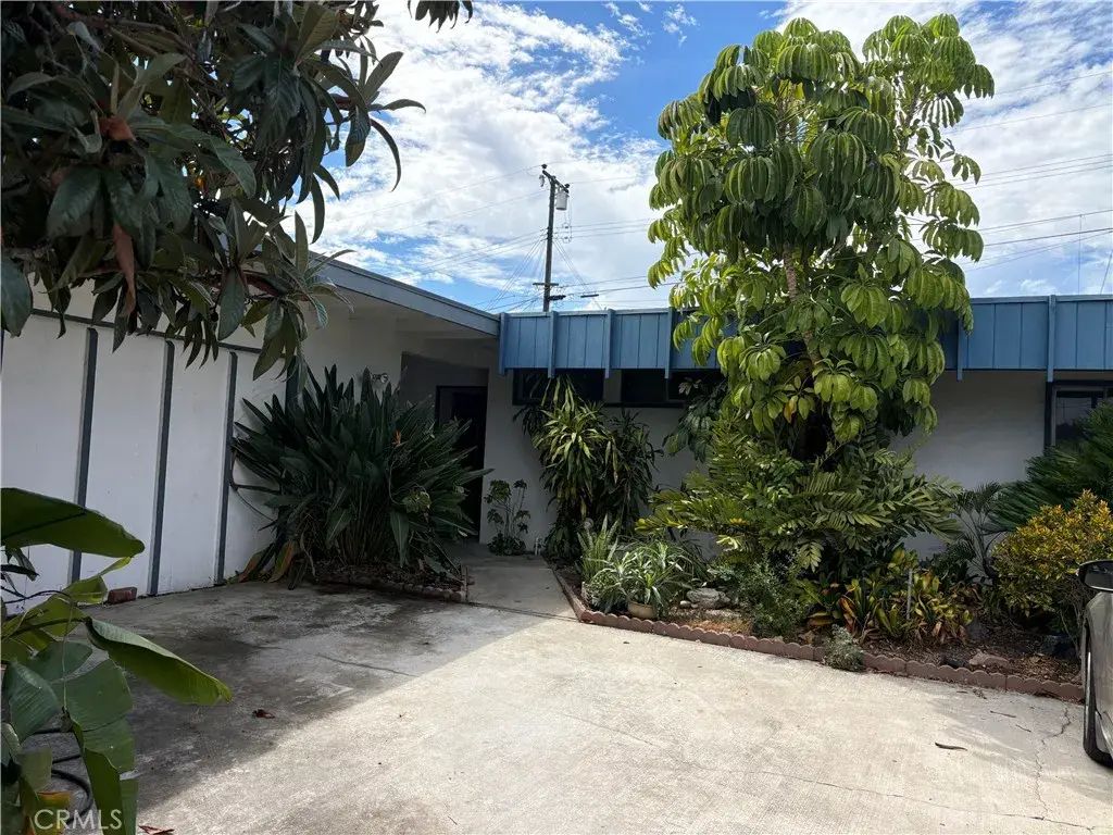 819 Perry Avenue, Montebello