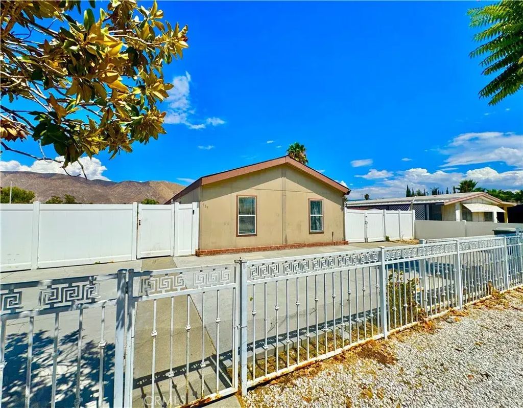 989 Bettina, San Jacinto