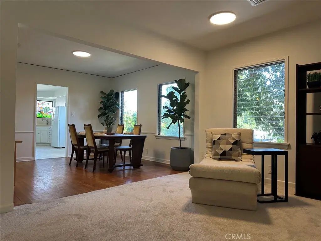 2572 Silver Ridge, Los Angeles