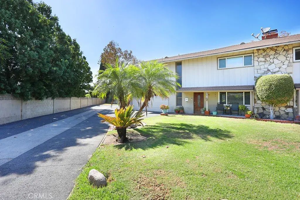 700 E Taft 22, Orange