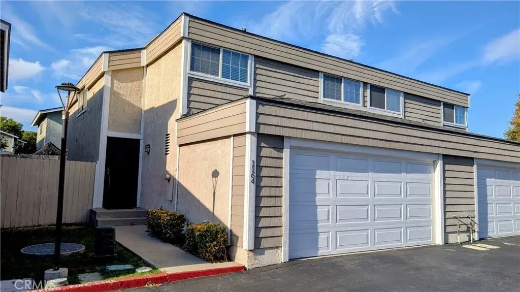 1164 N Lyman, Covina