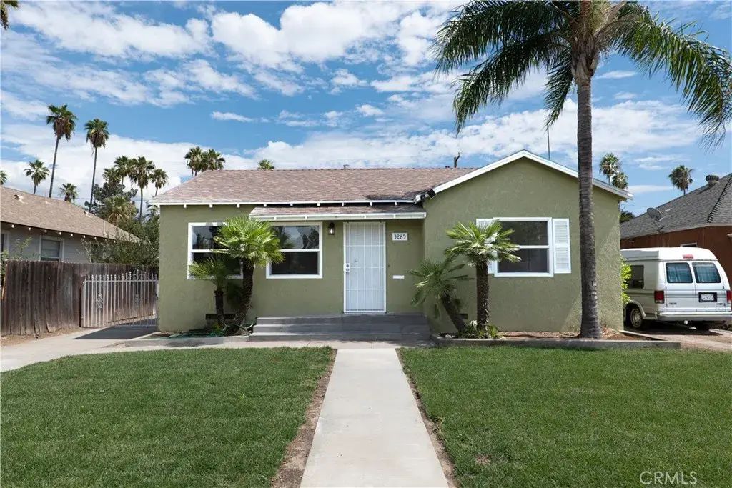 3285 N Mountain View, San Bernardino