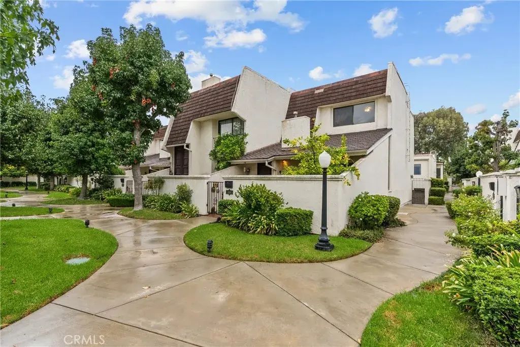 6249 Randi Avenue, Woodland Hills