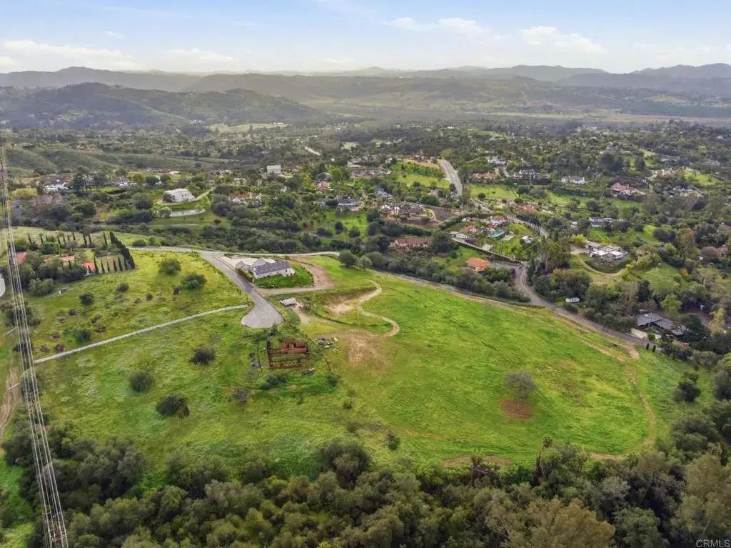 3600 Linda Vista, Fallbrook