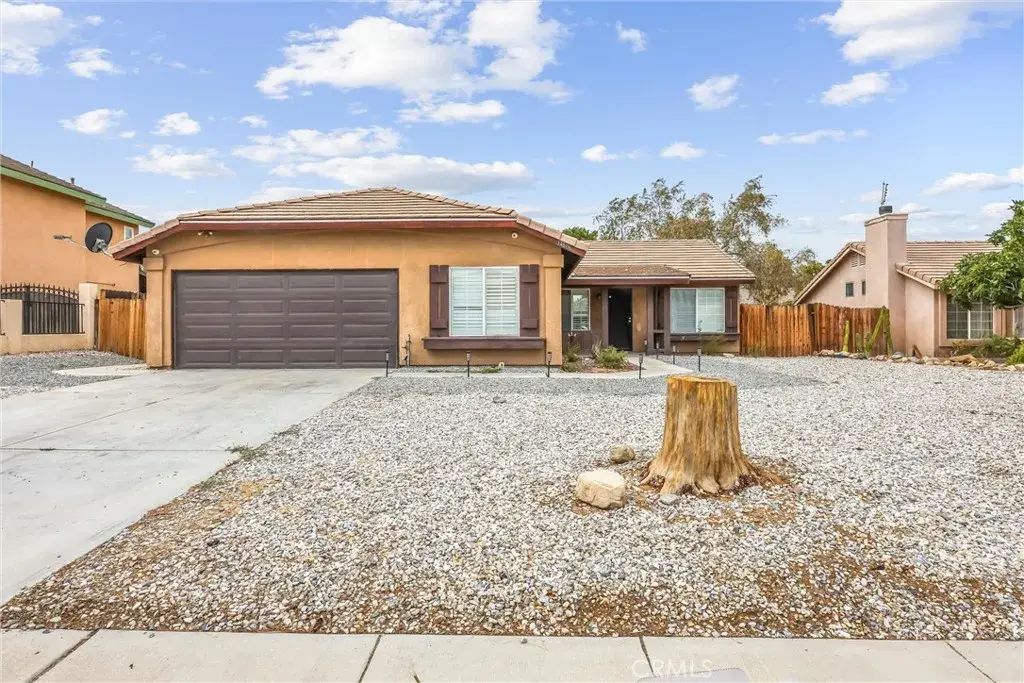 14806 Cypress, Adelanto