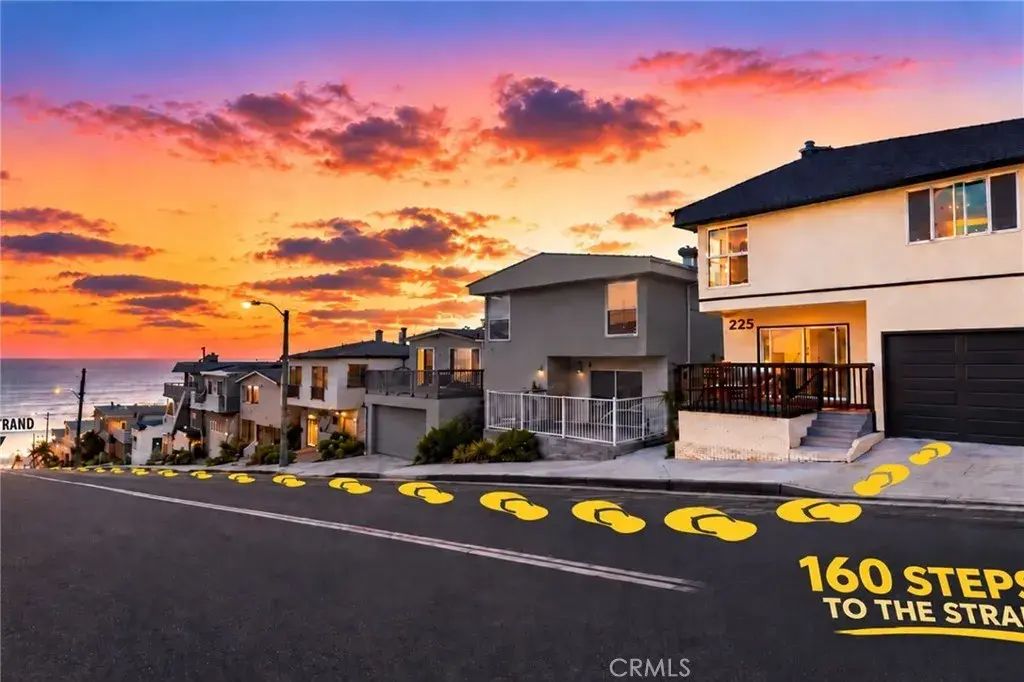 225 Rosecrans Avenue, Manhattan Beach