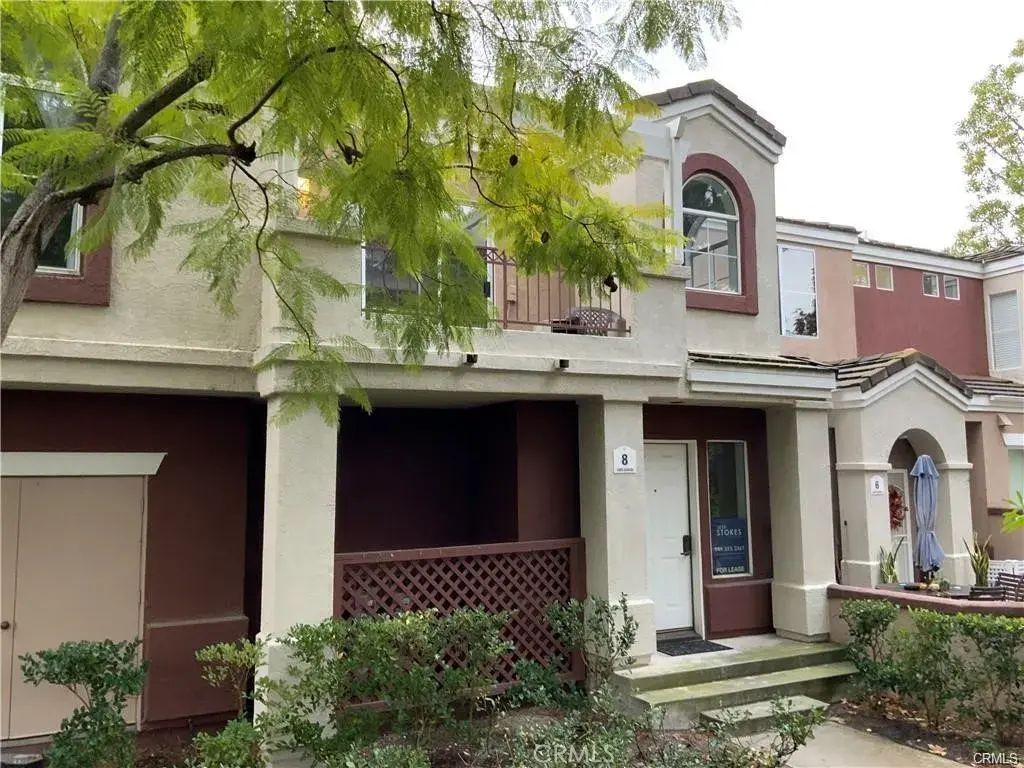 8 Santa Barbara Court, Lake Forest