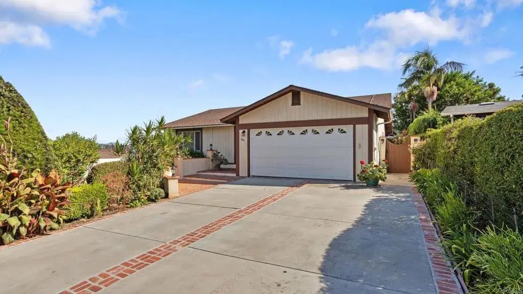1003 Maryland Street, Vista