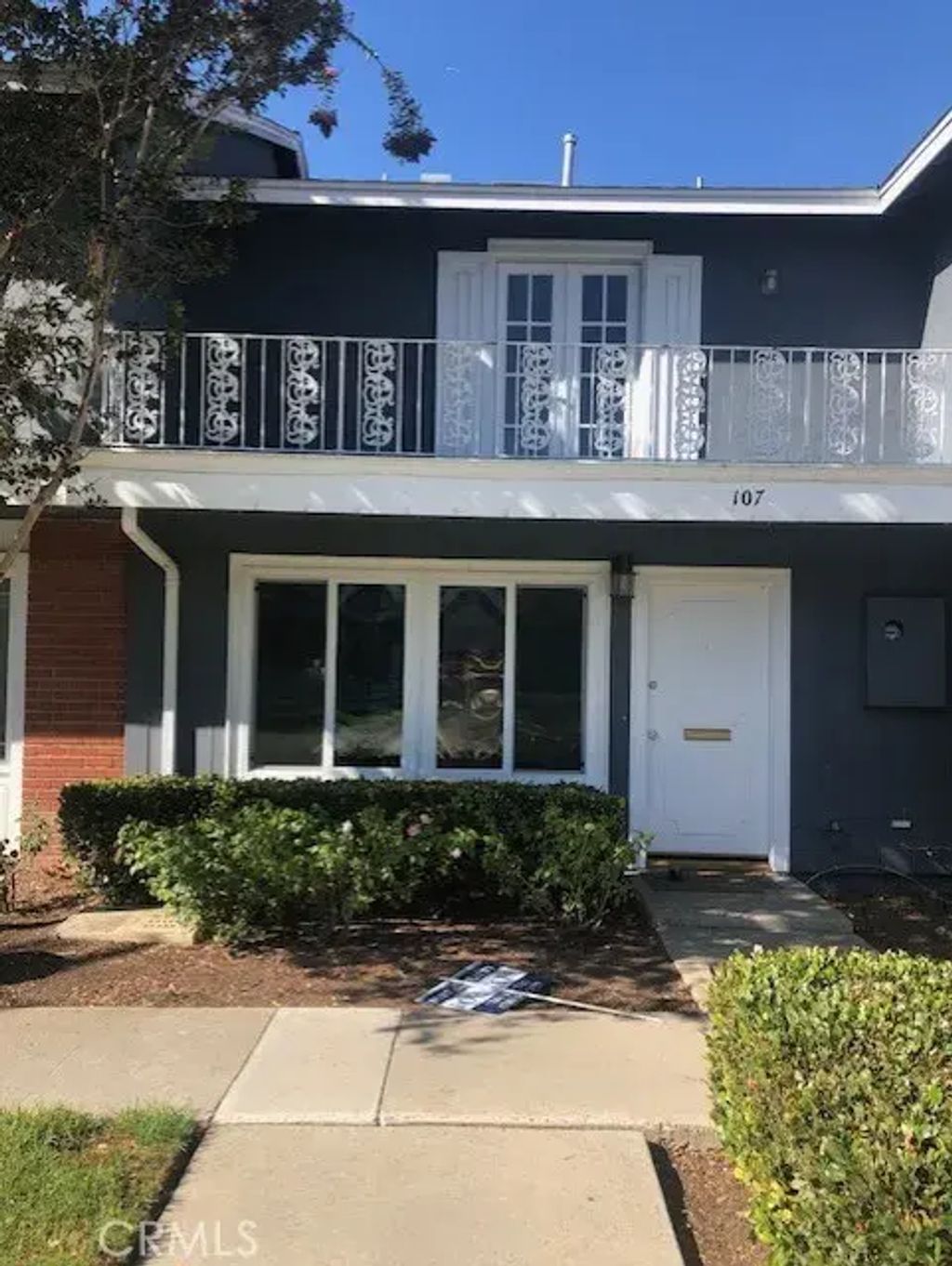 107 Lexington, Costa Mesa