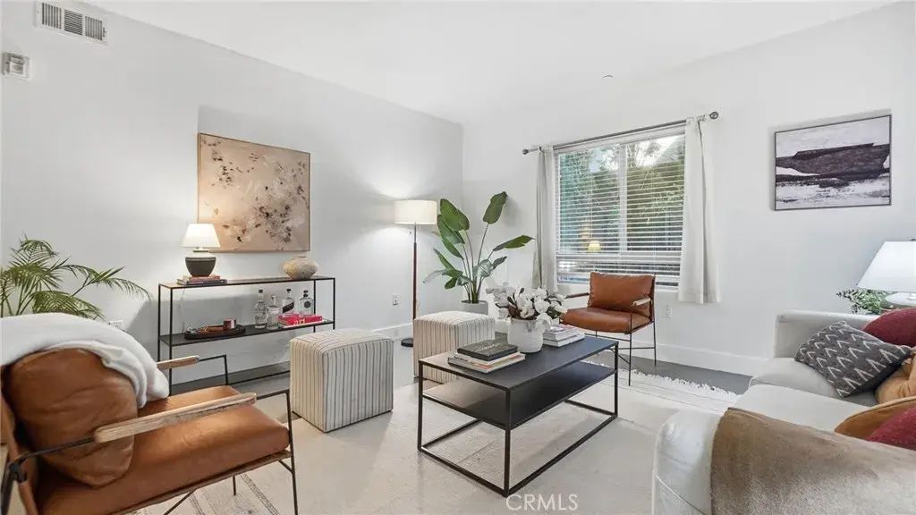 5232 Satsuma, North Hollywood