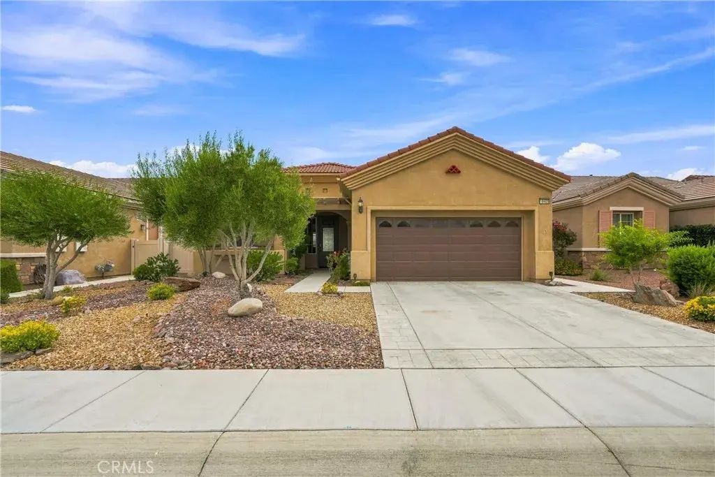 10425 Lakeshore, Apple Valley