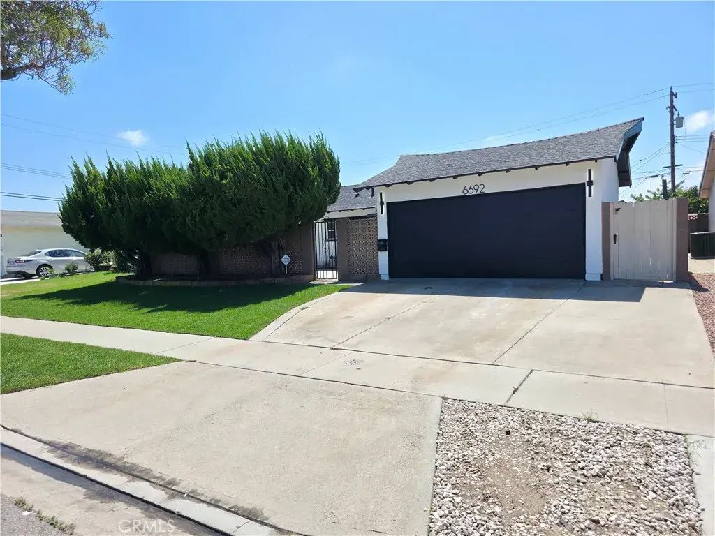 6692 Sutton, Westminster