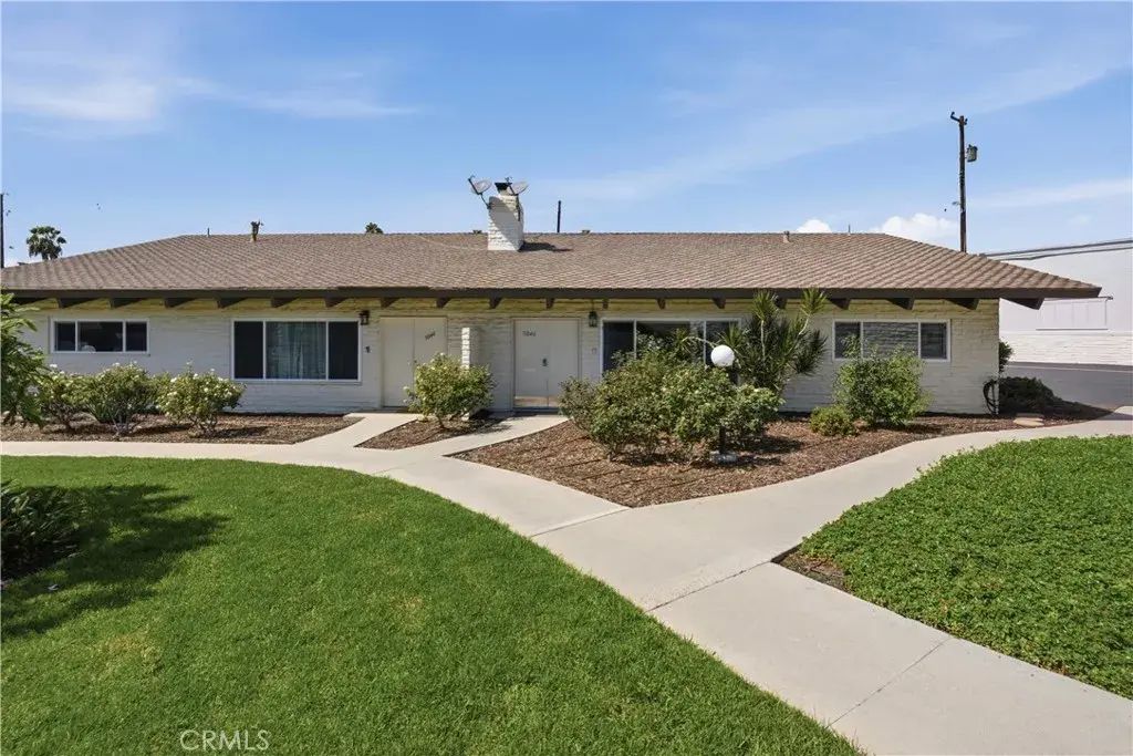 5046 Lakeview Avenue 24, Yorba Linda