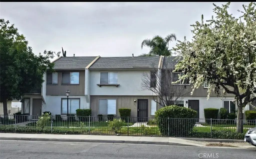 1015 Clark, Riverside