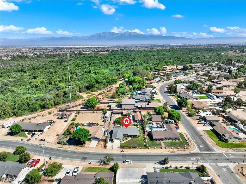 3949 Bluff, Norco