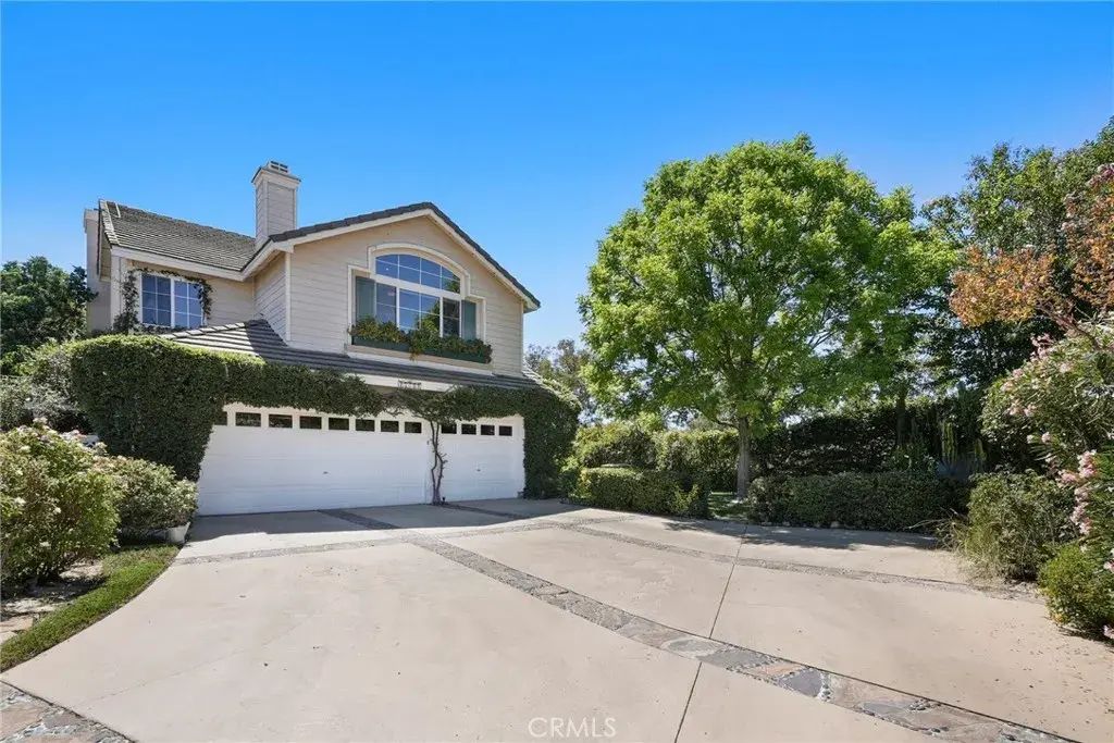27600 Rutherford Place, Valencia