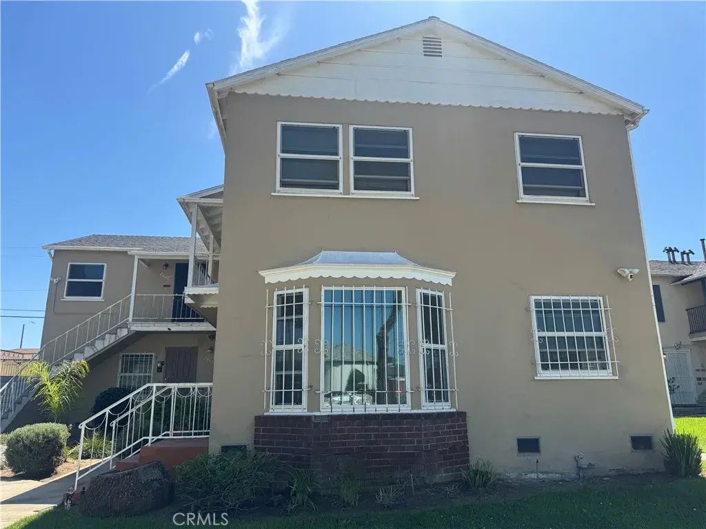 2408 W 85th 2410, Inglewood