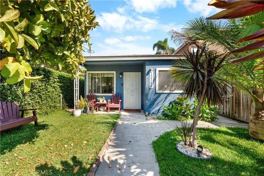13344 Grant, Downey