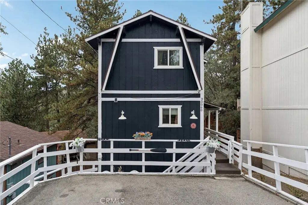 33060 Keller Drive, Running Springs