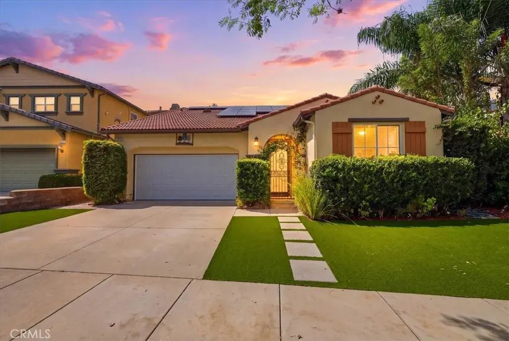 25241 Pacific Crest, Corona
