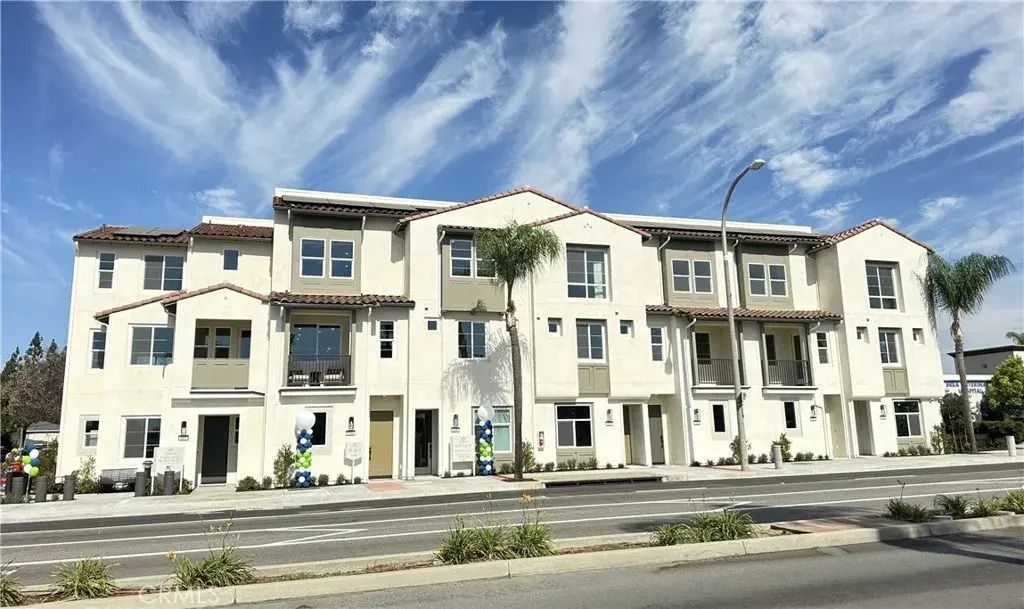 685 S Brea Boulevard 102, Brea