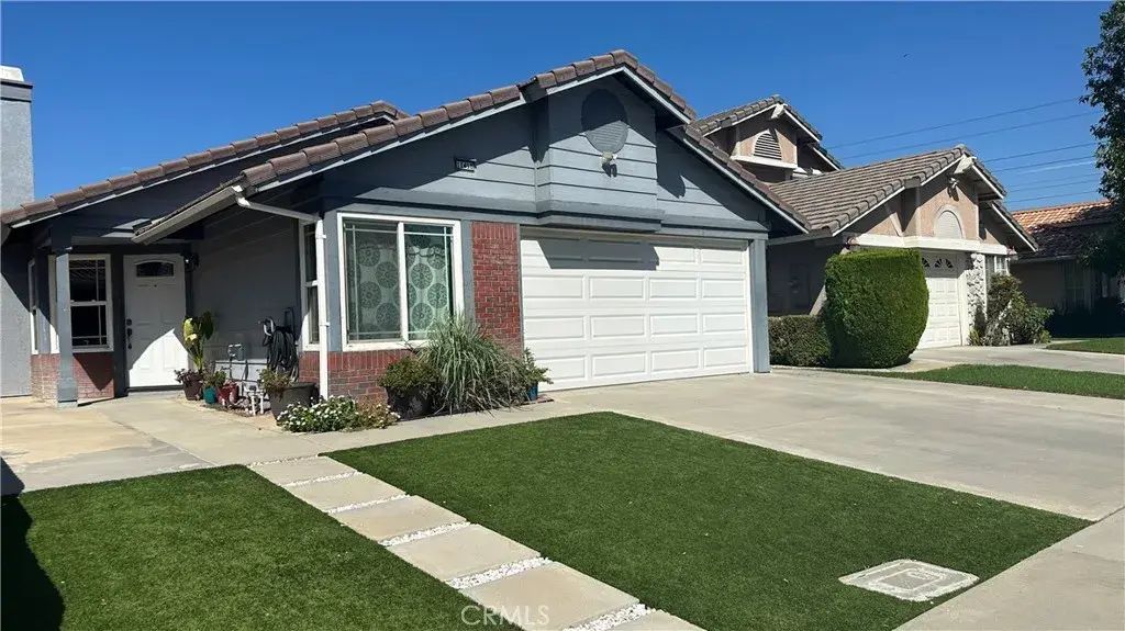 11458 Gold Hill Avenue, Fontana
