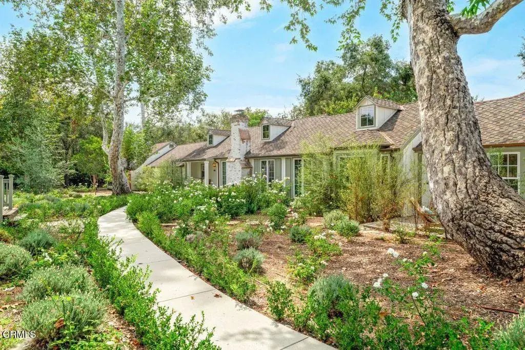 601 Foothill Road, Ojai
