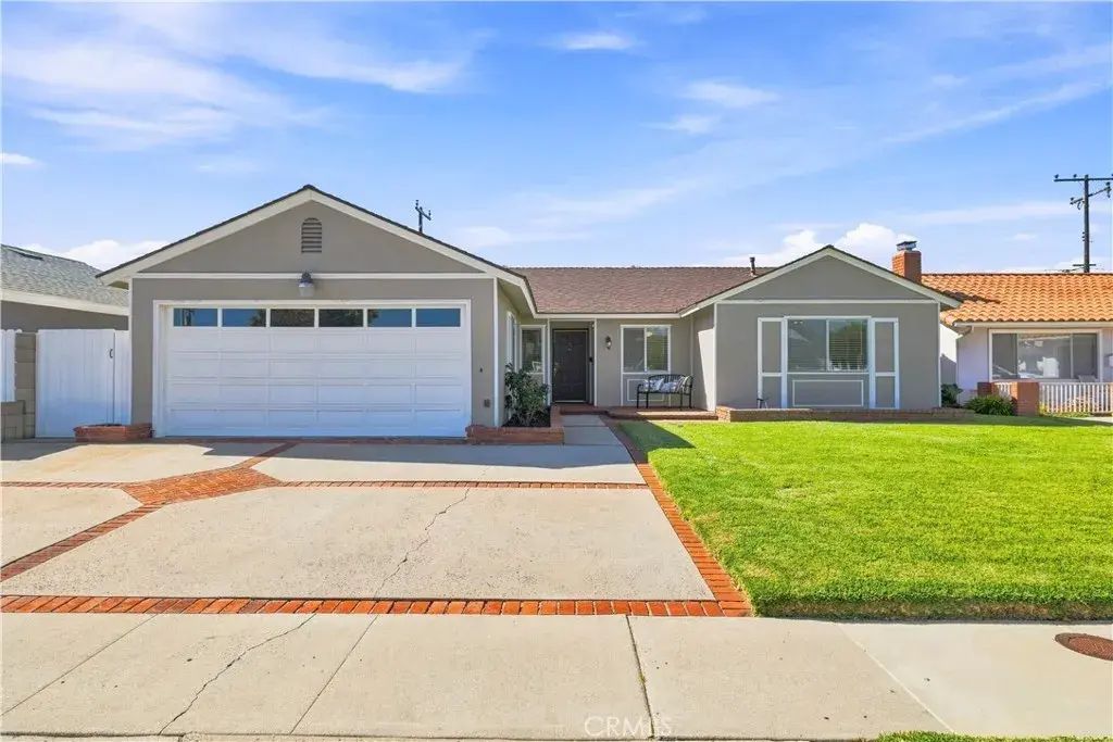 6212 Albion Drive, Huntington Beach