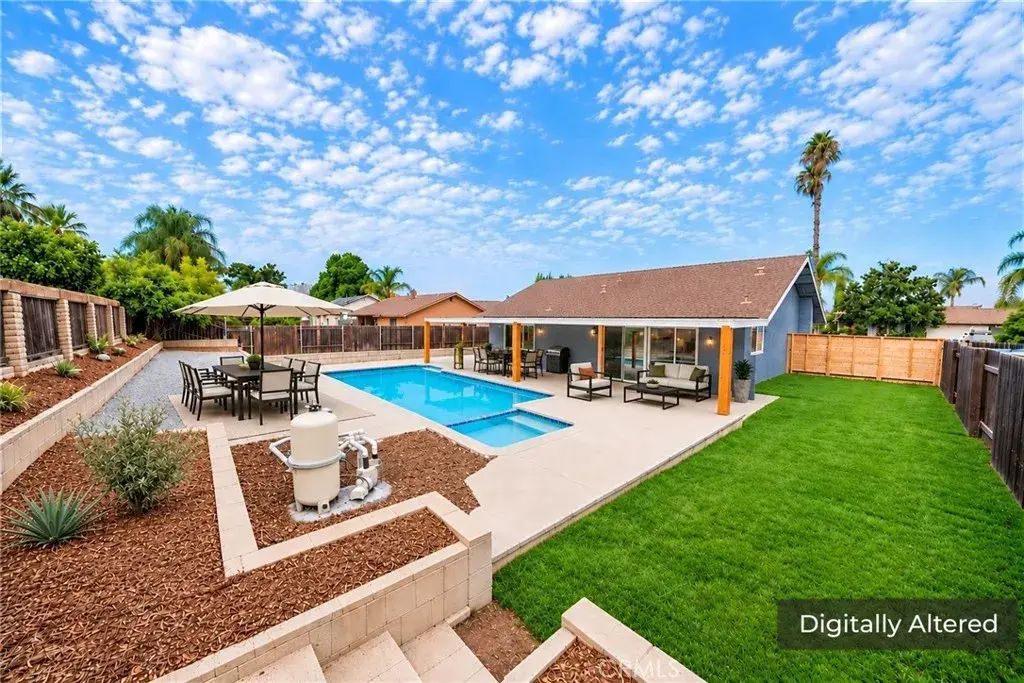 10968 Stonehenge Place, Riverside