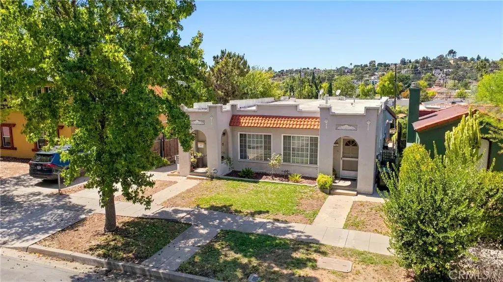 1709 Campus Road, Eagle Rock