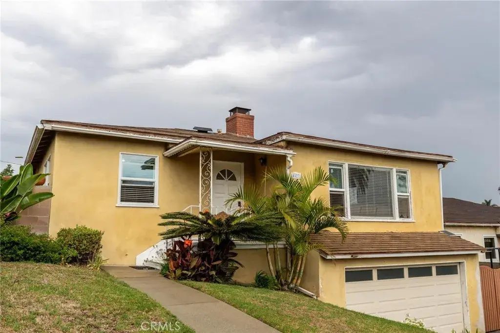 4427 W 60th, Los Angeles