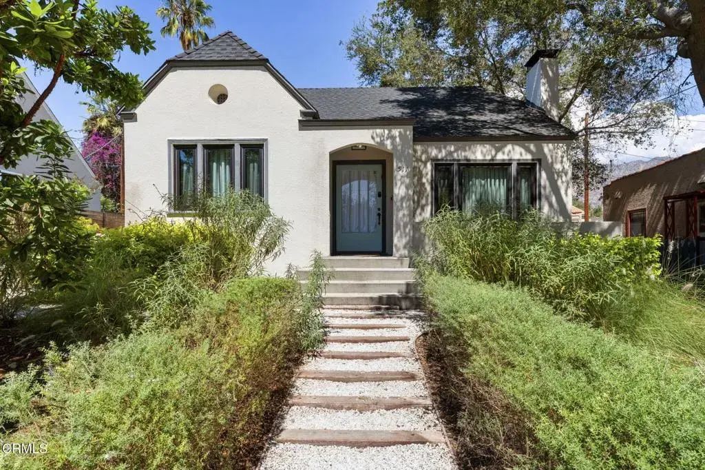 511 E Penn Street, Pasadena