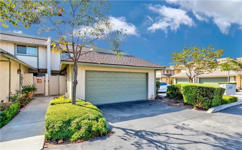 501 Pecan Way, La Habra