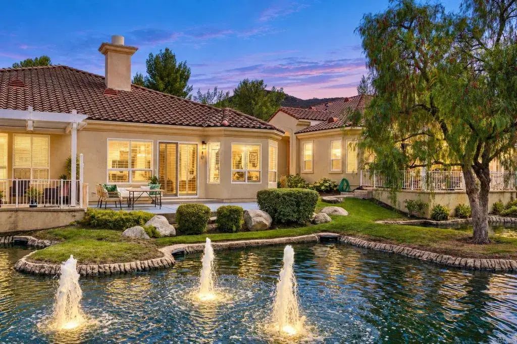 38669 Muirfield Dr, Murrieta